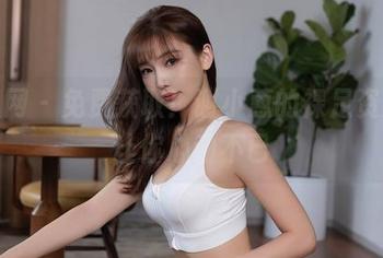 秀人网 – 免费获取！谢小蒽的裸足资源，让你心动不已