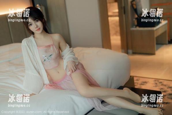 秀人网 - 等不及了！软糖爱喝奶的修女美图更新，绝美瞬间分享！