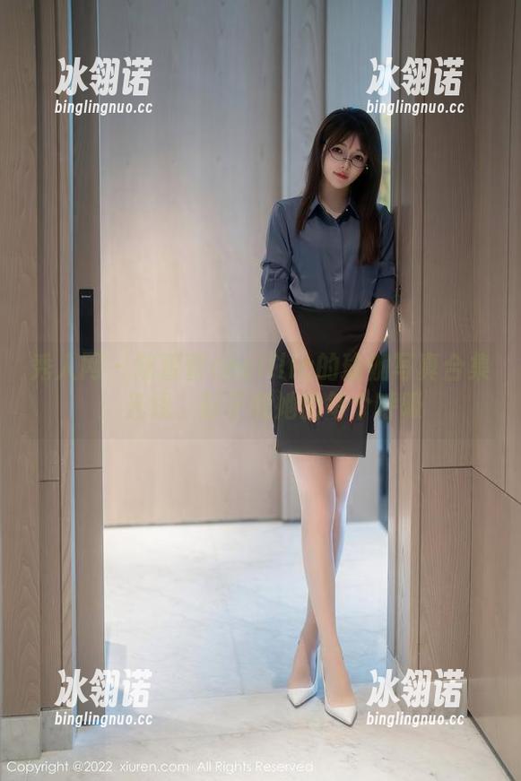 秀人网 - 陆萱萱cecillia的瑜伽写真合集：光线、影子和她的每个呼吸