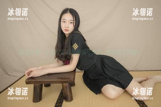 紧急企划 - 小恩带你见识美脚写真集，精选足下风情！