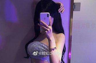 微密圈 – 脸红Dearie的护士姐姐，精选图片带你探索那种奇妙的吸引力！