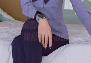 袜啵啵 – 小奶熊的定制写真：一双AJ板鞋如何撩动心弦
