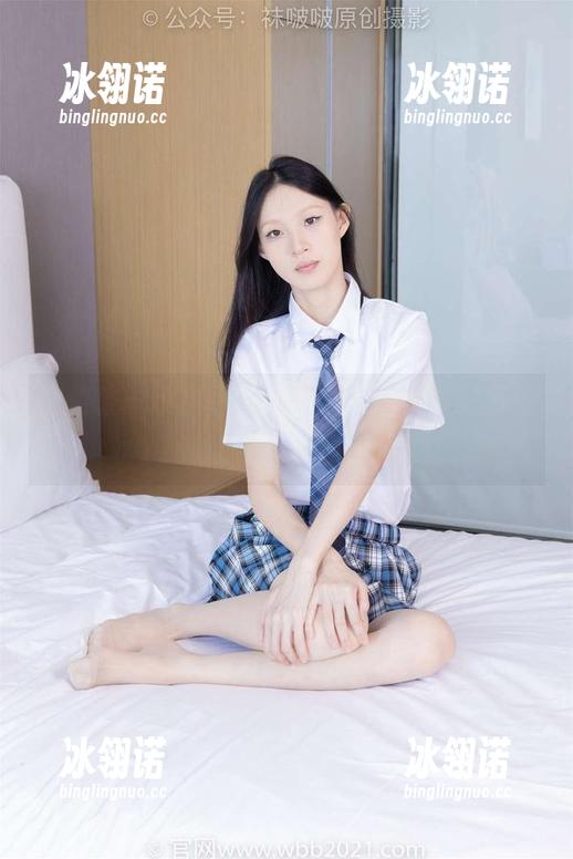 袜啵啵-小甜豆 袜啵啵 - 小甜豆的校园探险图集,最新更新让你心跳加速!