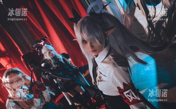 最新疯玩写真，铁板烧鬼舞w的女孩们真是神奇！