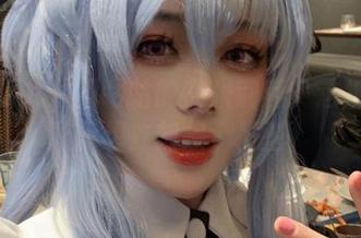 导演阿九从不咕咕的艾米莉亚：这组作品让我想立刻换个发型！