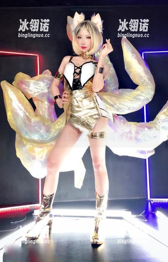 雨波HaneAme最新写真，鸣朝长离？我只想问谁能拯救我的眼睛！