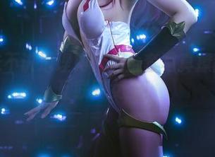 看雯妹不讲道理如何用全套写真撩翻整片互联网女王！