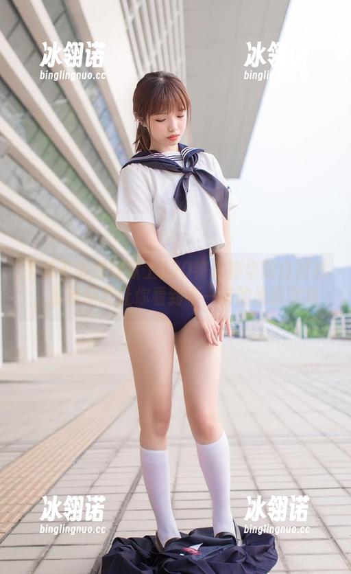 雯妹不讲道理 雯妹不讲道理献上520特辑豪华版白衬衫,最新图册让你看到不一样的光影游戏