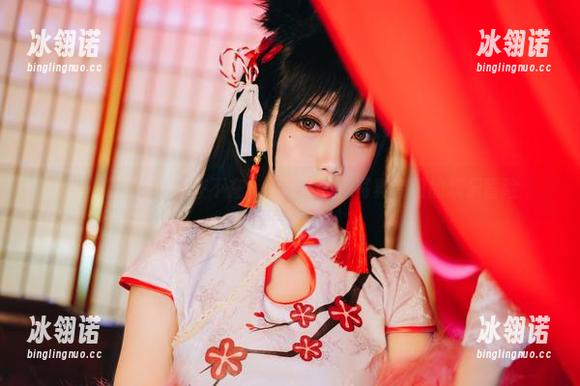 鬼畜瑶在不在w 翻滚吧,鬼畜瑶在不在w!爱宕旗袍写真套图的欢乐冒险