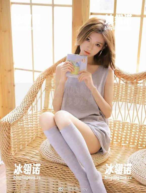 黎允熙baby 微密圈 - 黎允熙baby的白色,在线原图里藏着多少故事?