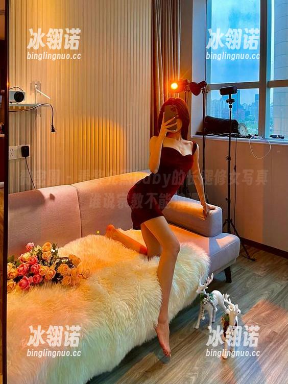 黎允熙baby 微密圈 - 看黎允熙baby的长腿修女写真,谁说宗教不能浪漫?